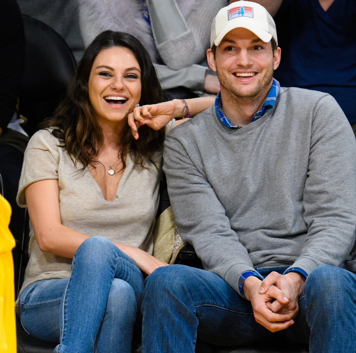 Mila Kunis Ashton Kutcher Machen Ihren Kindern Keine Weihnachtsgeschenke