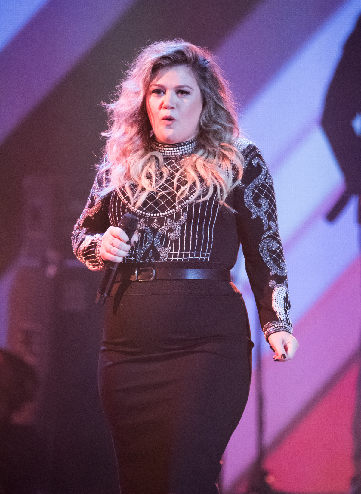 Gute Vorsatze Kelly Clarkson Verspricht Im Jahr 2019 Abzuspecken