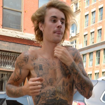 Kylie Jenner War Eine Goldene Gottin Bei Justin Bieber Und Hailey