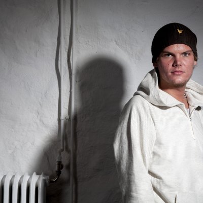 Avicii True Stories Neue Version Der Avicii Doku Ruhrt Zu Tranen Bigfm
