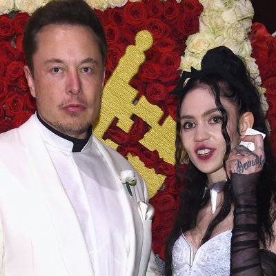 Elon Musks Freundin Grimes Das Schmerzhafte Alien Narben Tattoo Bigfm