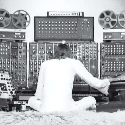 Klaus-Schulze.jpeg Klaus-Schulze.jpeg