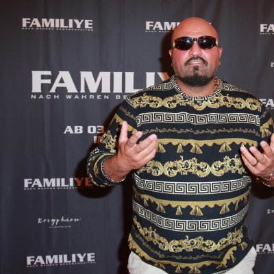 “Rheingold”: Emilio Sakraya wird Rap-Mogul Xatar spielen | bigFM