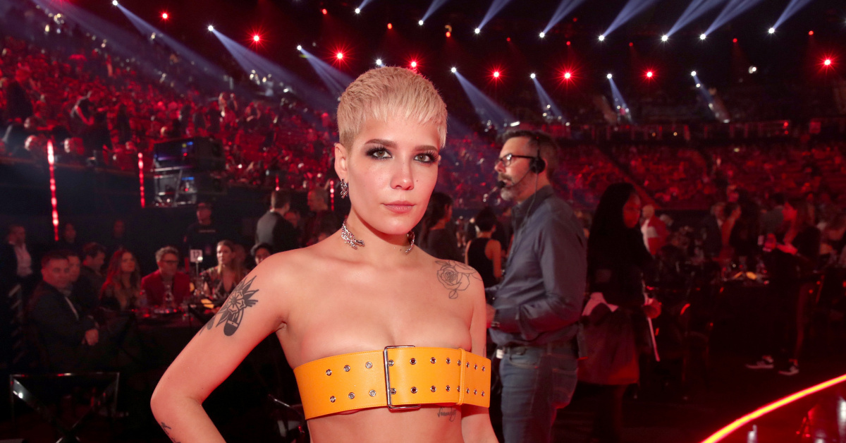 Halsey: "Schlafe niemals mit deinem Ex-Freund"