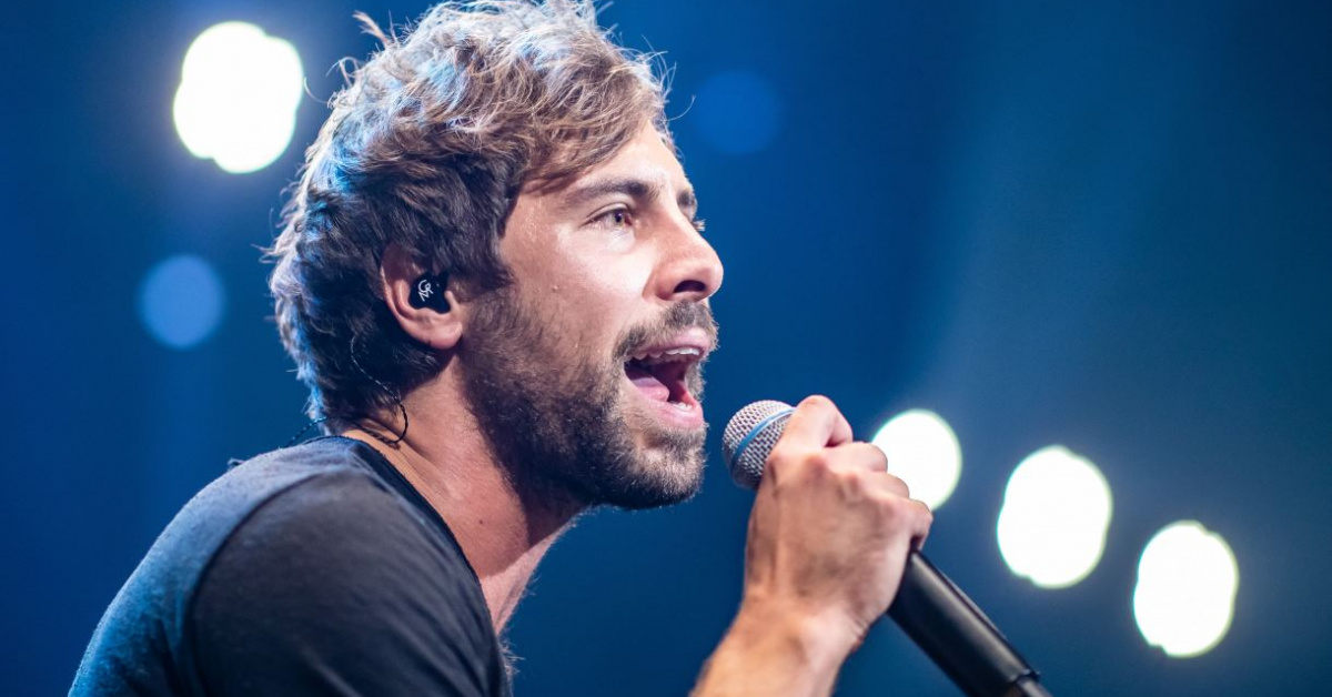 "Legenden" der nächste FußballSong von Max Giesinger?