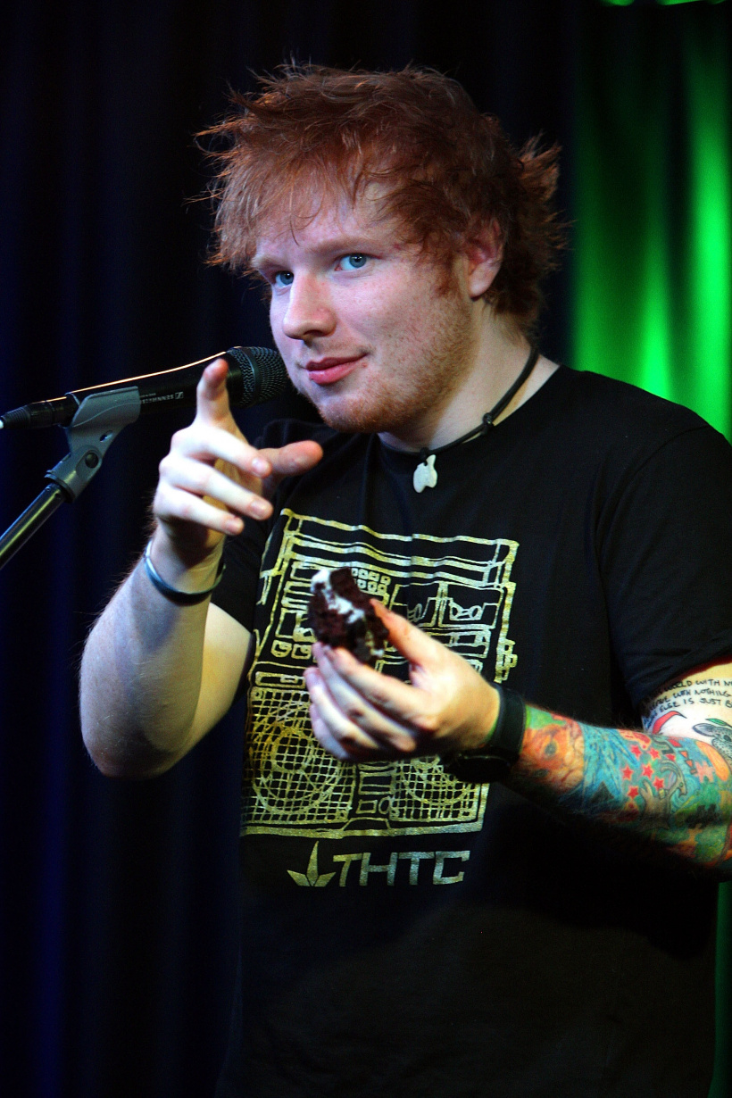 -Ed-Sheeran-eating.jpg -Ed-Sheeran-eating.jpg