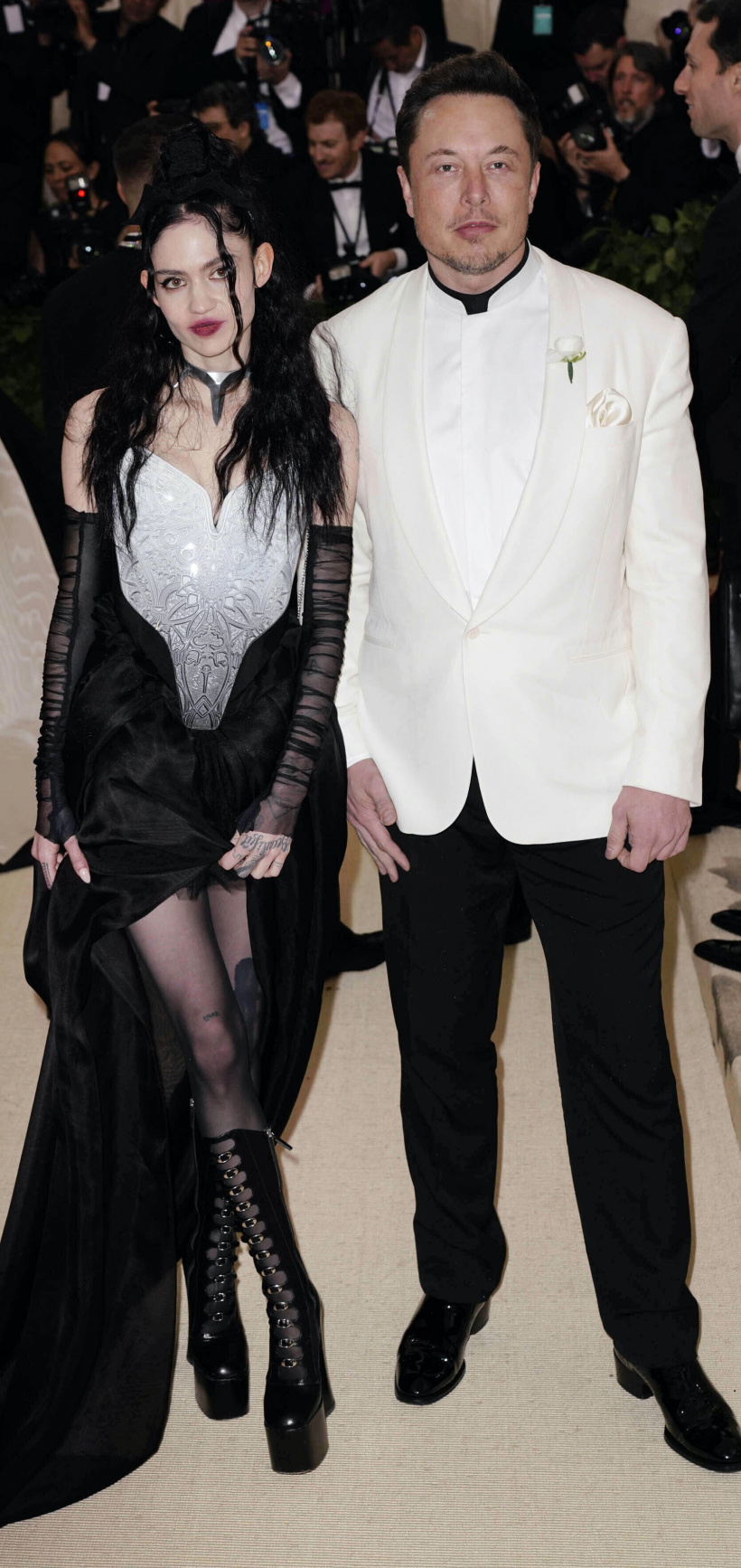 -Elon-Musk-and-Grimes.jpg -Elon-Musk-and-Grimes.jpg