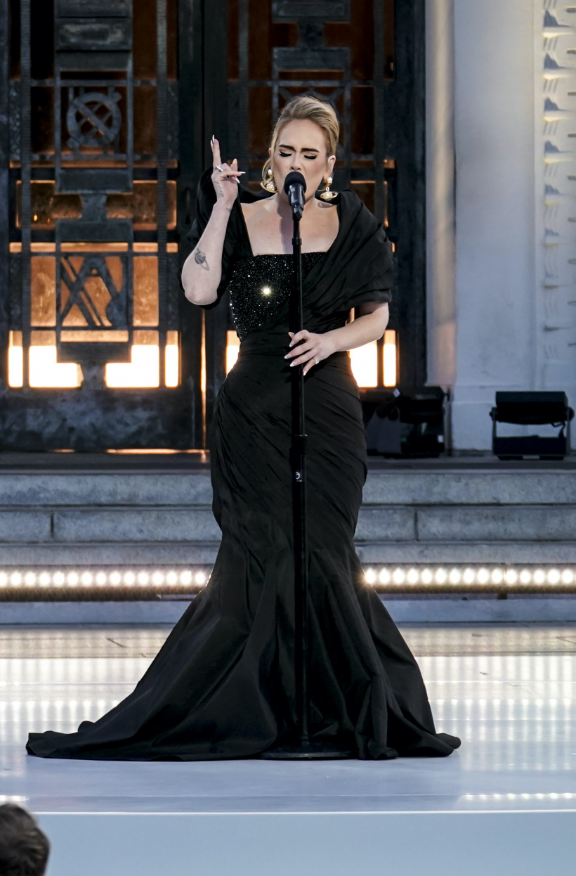 ADELE.jpg ADELE.jpg