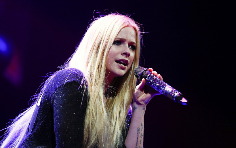 Avril-Lavigne.jpg Avril-Lavigne.jpg