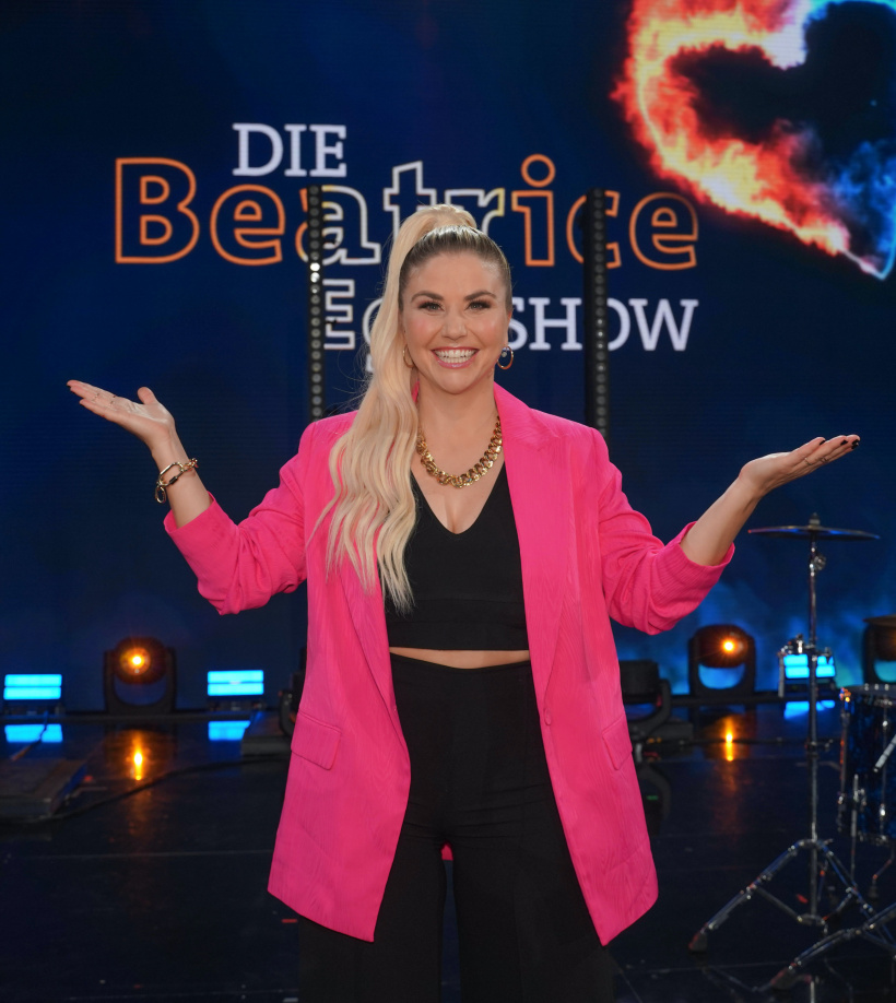 Beatrice-Egli-.jpg Beatrice-Egli-.jpg
