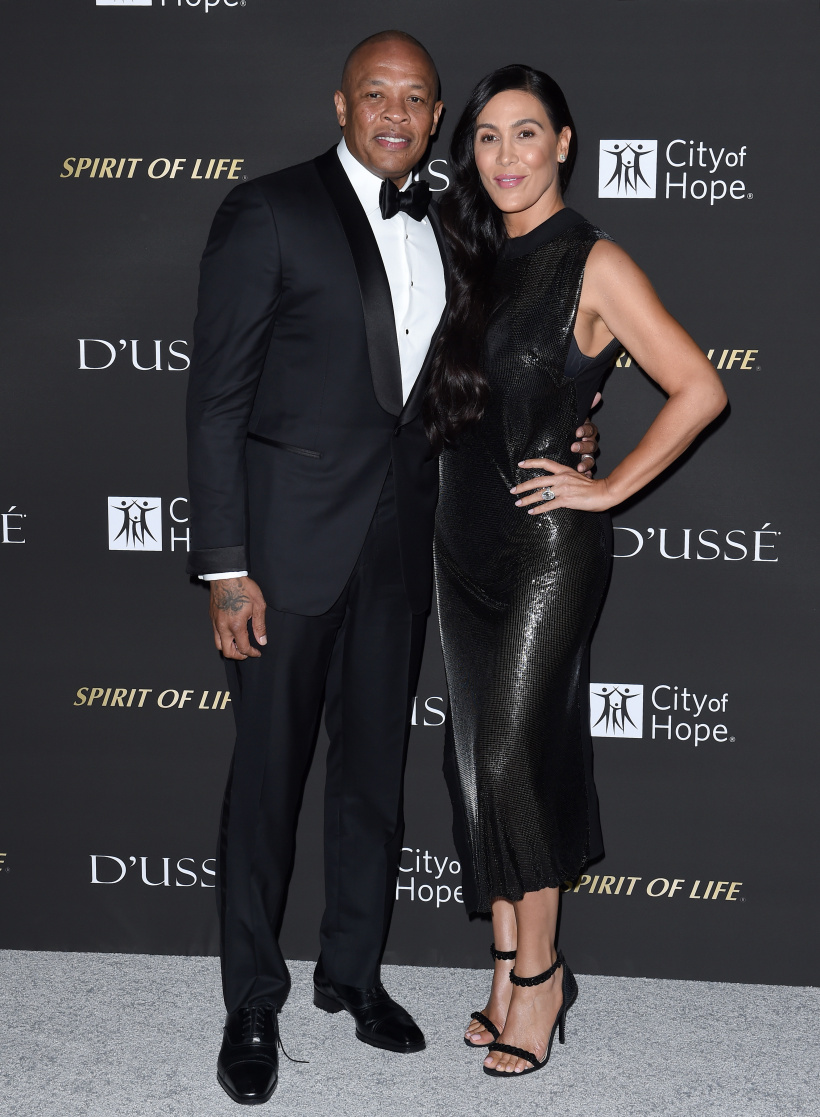 Dr.-Dre-and-Nicole-Young.jpg Dr.-Dre-and-Nicole-Young.jpg