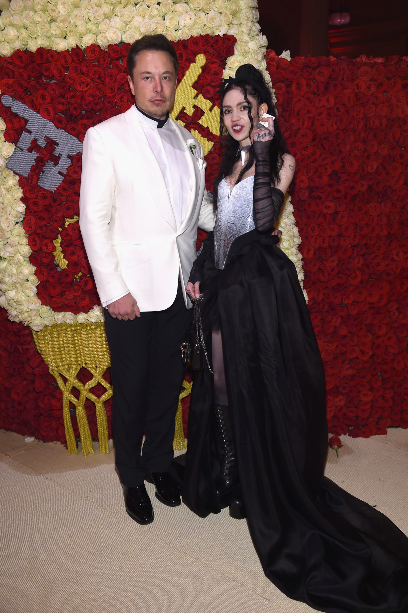 Elon-Musk-and-Grimes-.jpg Elon-Musk-and-Grimes-.jpg