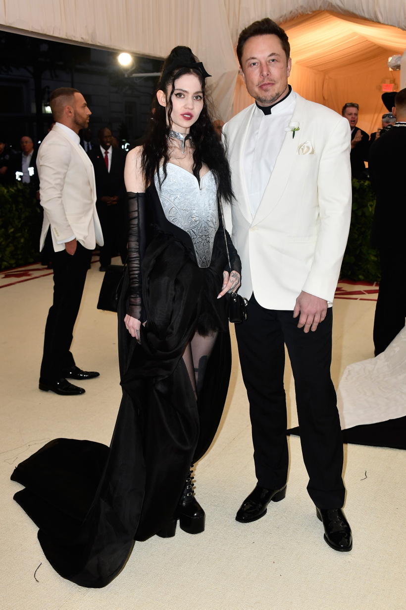 Elon-Musk-and-Grimes.jpg Elon-Musk-and-Grimes.jpg