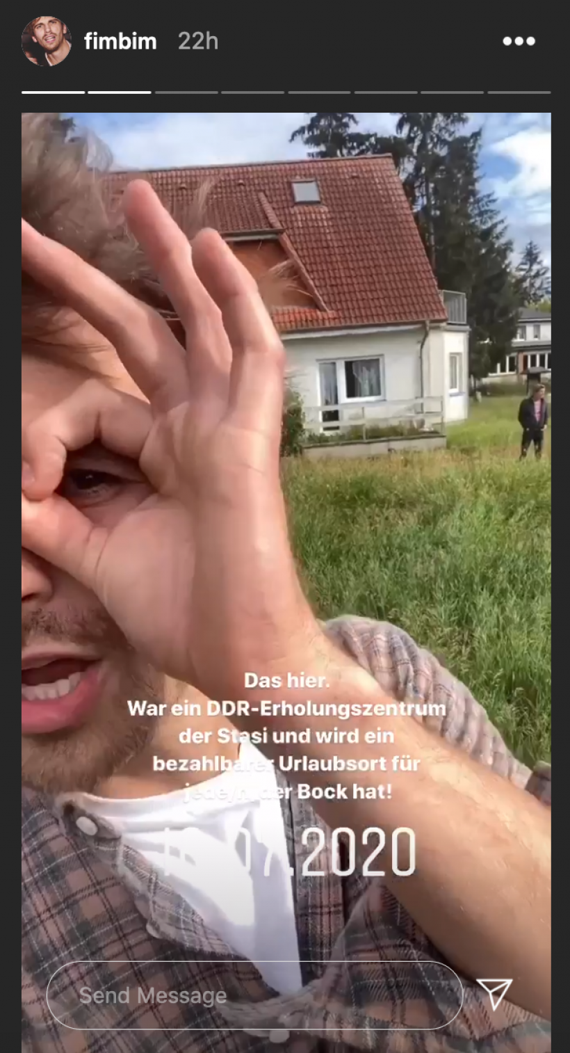 Ferienhaus-X-Fynn-Kliemann.png Ferienhaus-X-Fynn-Kliemann.png
