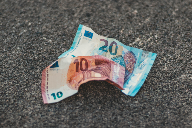 Geld.jpg Geld.jpg