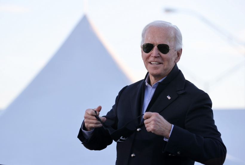 Joe Biden-mit-Sonnenbrille Joe Biden-mit-Sonnenbrille