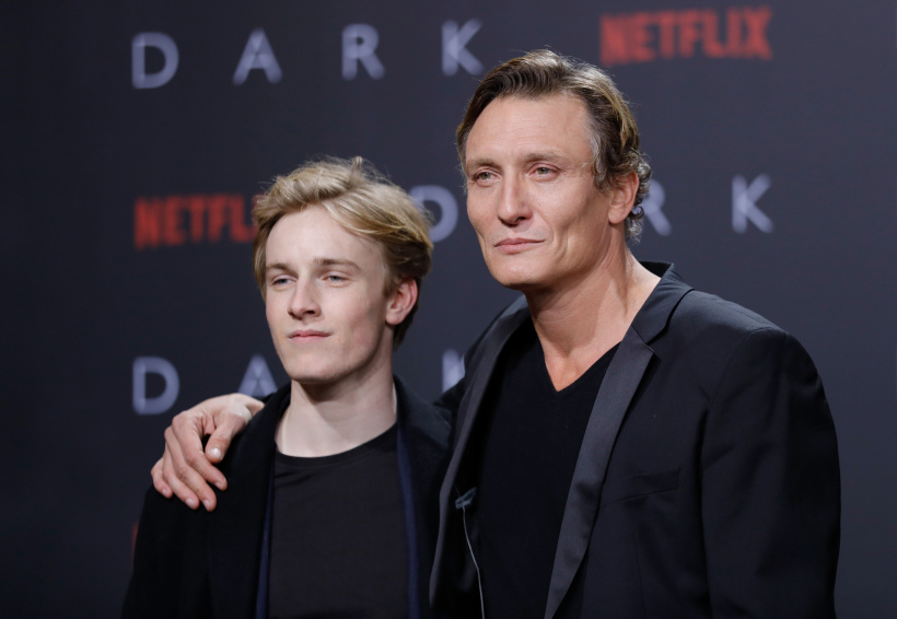 Dark Einer der besten deutschen Serien: Dark