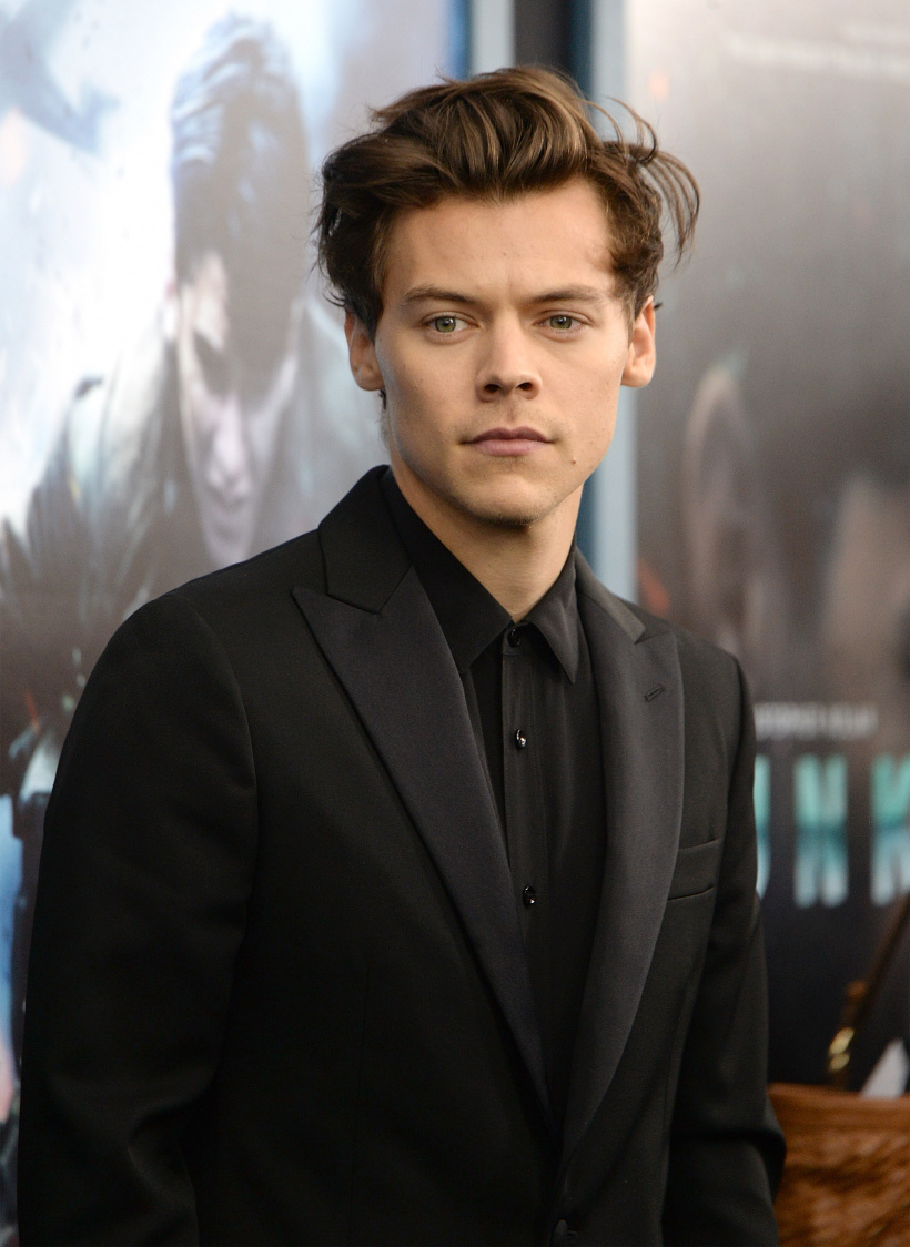 Harry-Styles-attends-the-DUNKIRK-premiere.jpg Harry-Styles-attends-the-DUNKIRK-premiere.jpg