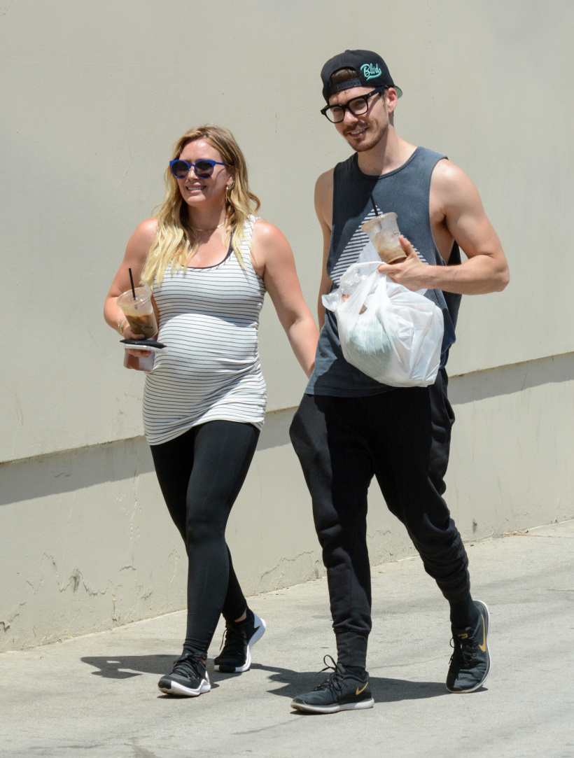 Hilary_Duff_and_Matthew_Koma_are_seen_on_July_15_2018_in_Los_Angeles.jpg Hilary_Duff_and_Matthew_Koma_are_seen_on_July_15_2018_in_Los_Angeles.jpg