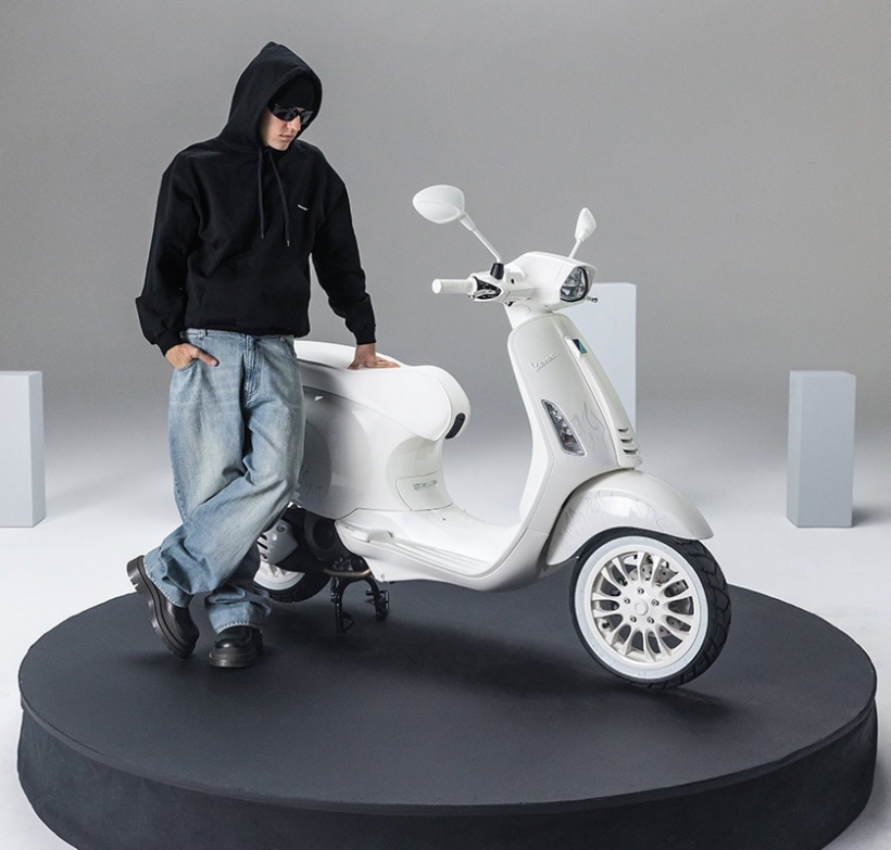 Justin-Bieber-x-VESPA.jpeg Justin-Bieber-x-VESPA.jpeg