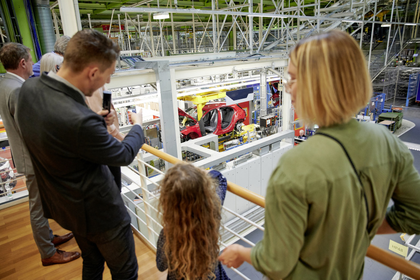 Mercedes-Benz Kundencenter Rastatt Mercedes-Benz Kundencenter Rastatt