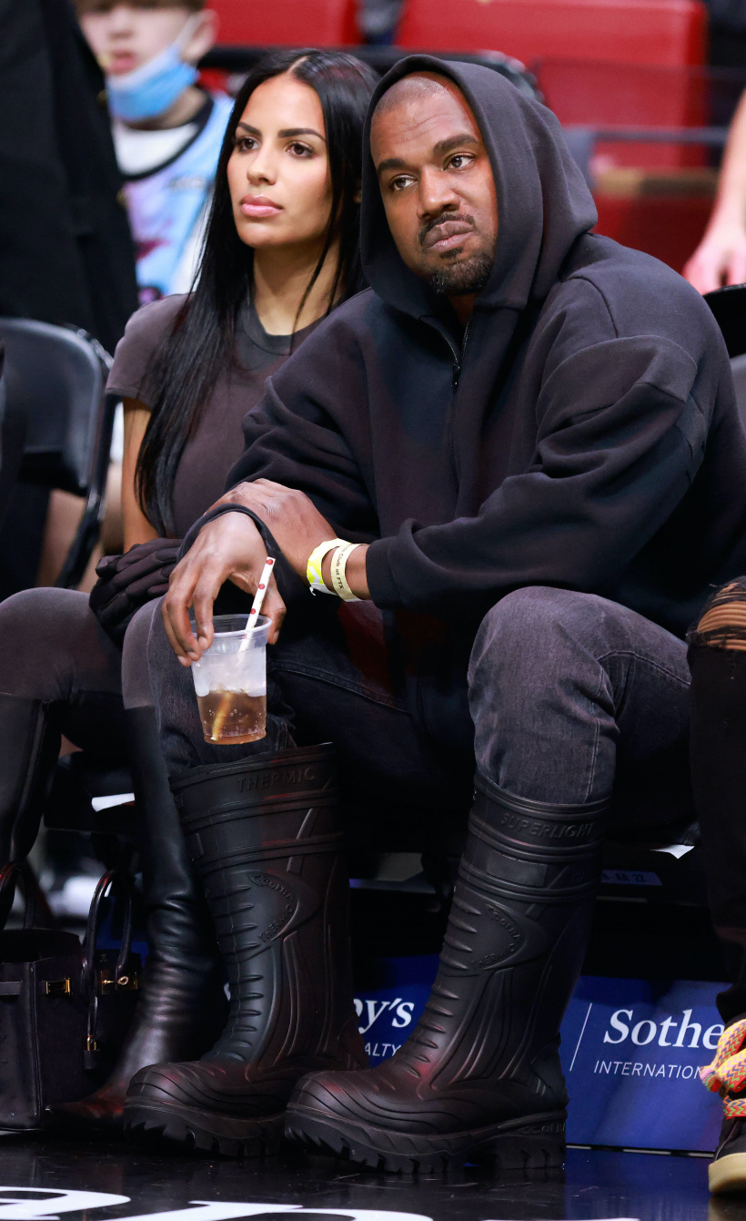 Kanye-West-x-Chaney-Jones.jpg Kanye-West-x-Chaney-Jones.jpg