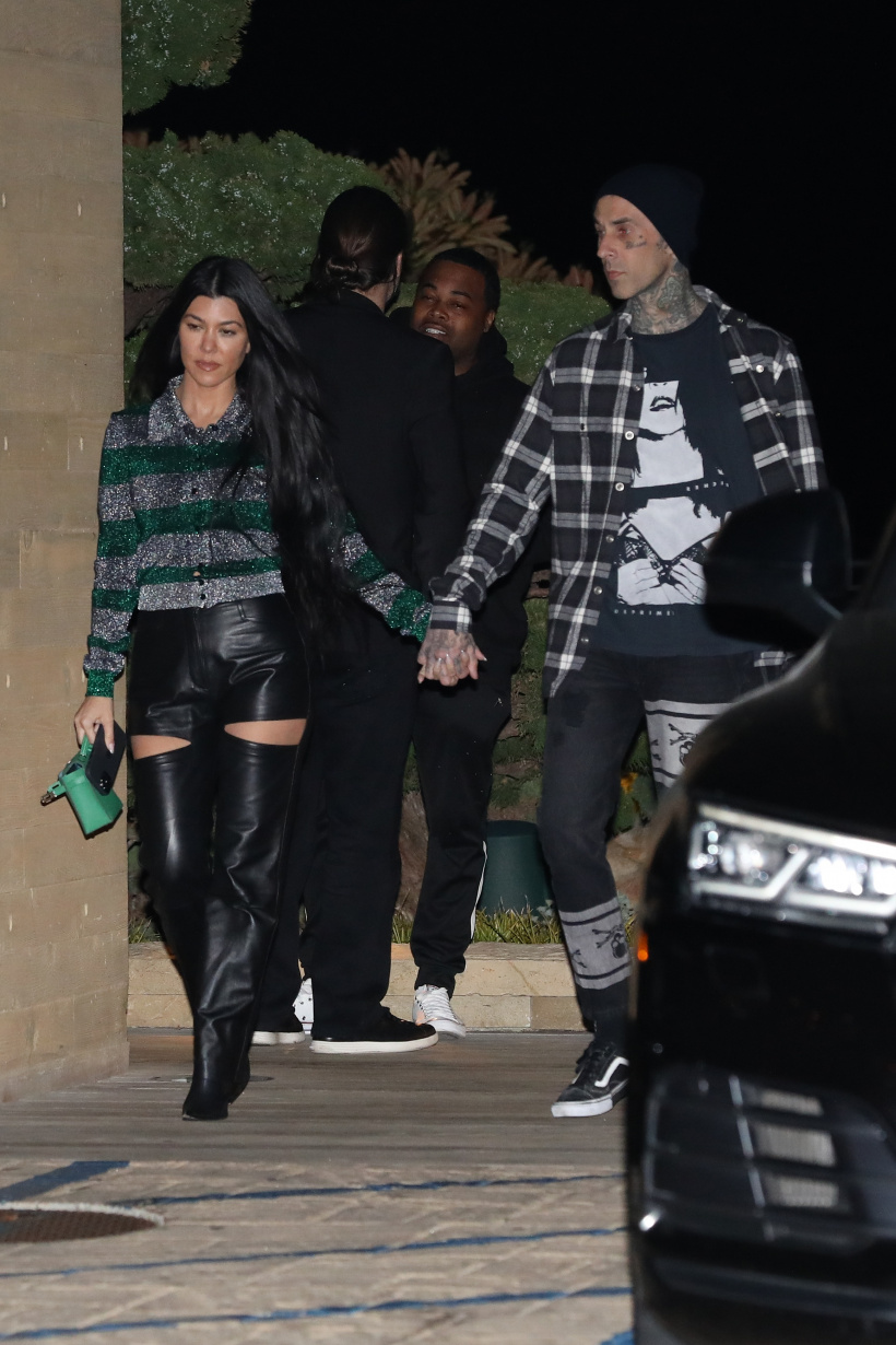 Kourtney-Kardashian-and-Travis-Barker.jpg Kourtney-Kardashian-and-Travis-Barker.jpg