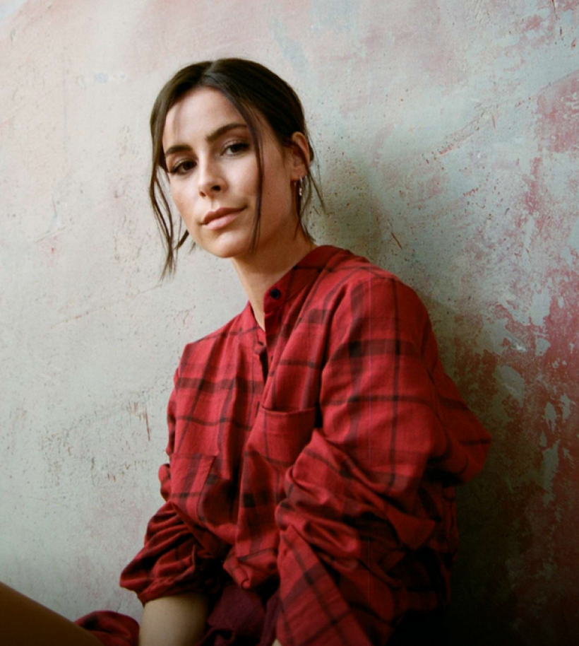 Lena-Meyer-Landrut.png Lena-Meyer-Landrut.png