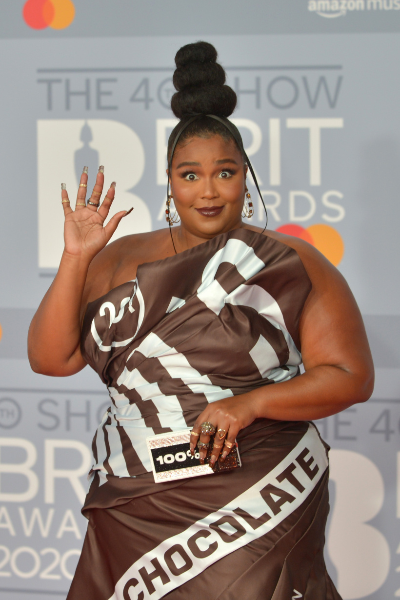 Lizzo hat Angst vor Corona & bittet Fans Abstand zu halten | bigFM