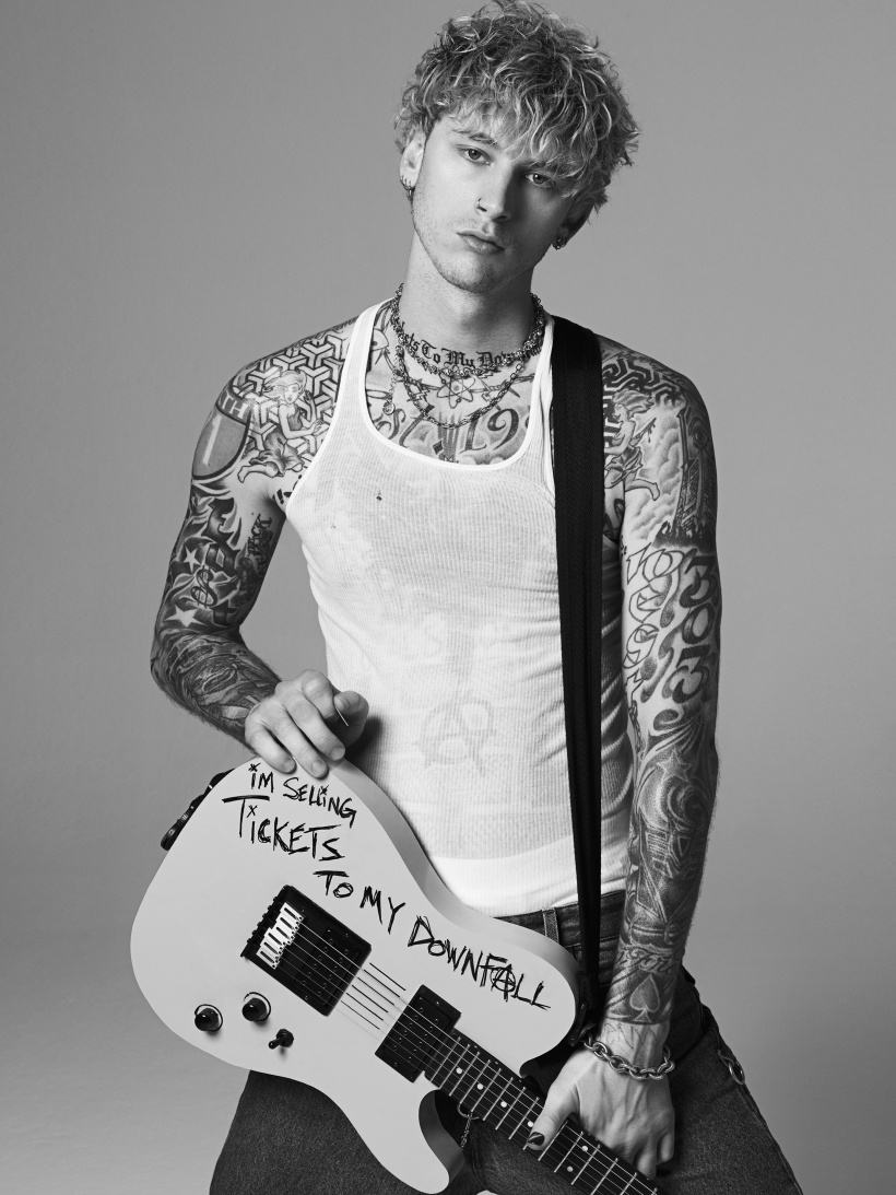 Machine-Gun-Kelly.jpg Machine-Gun-Kelly.jpg