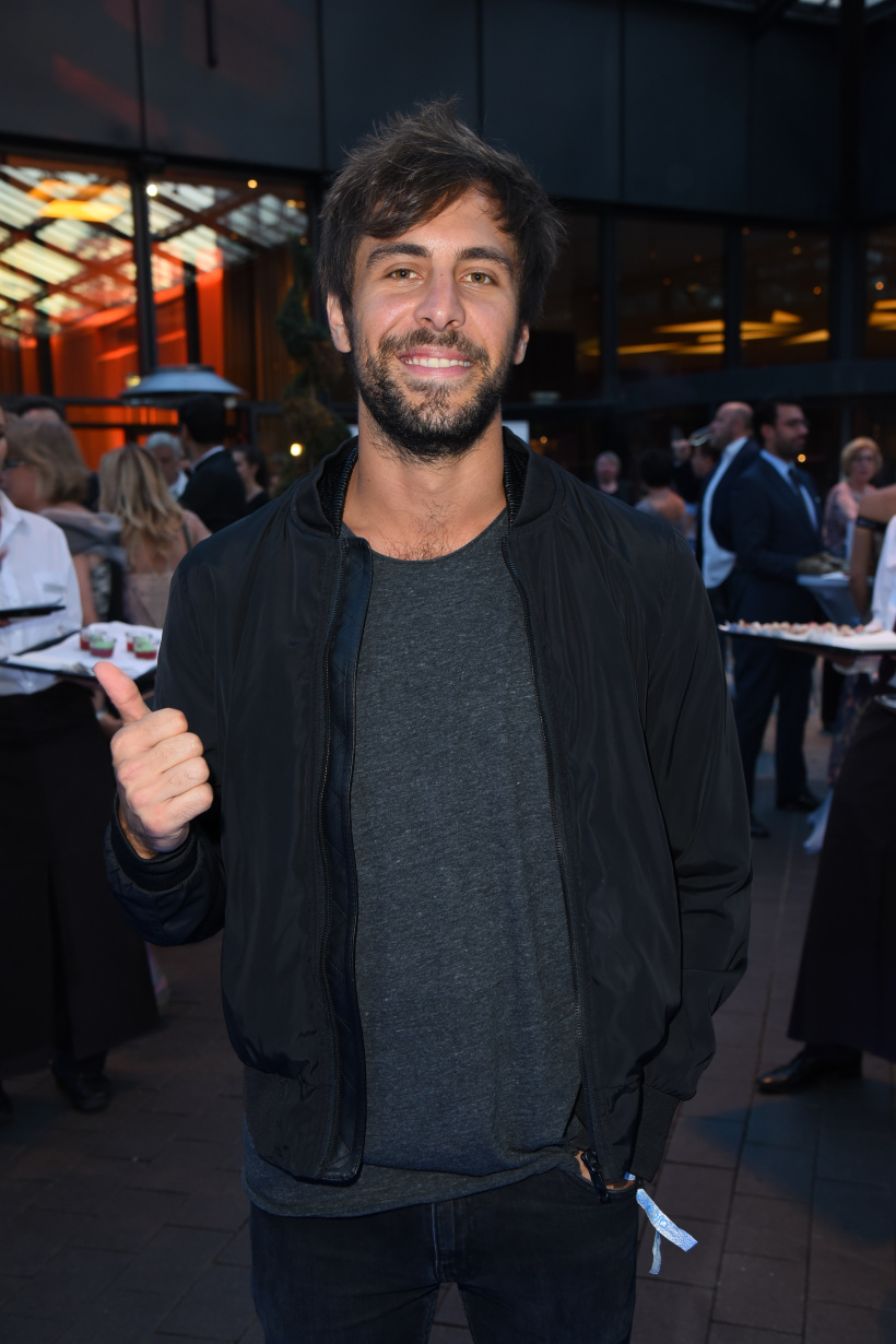 Max-Giesinger.jpg Max-Giesinger.jpg
