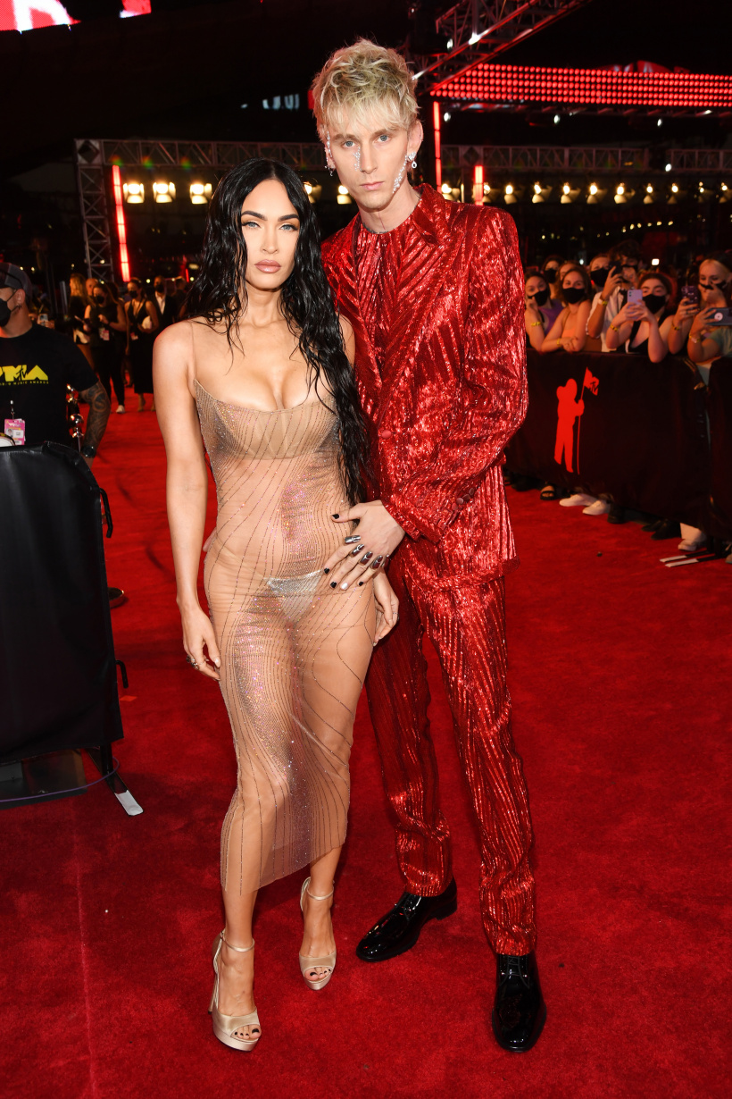 Megan-Fox-and-Machine-Gun-Kelly-.jpg Megan-Fox-and-Machine-Gun-Kelly-.jpg
