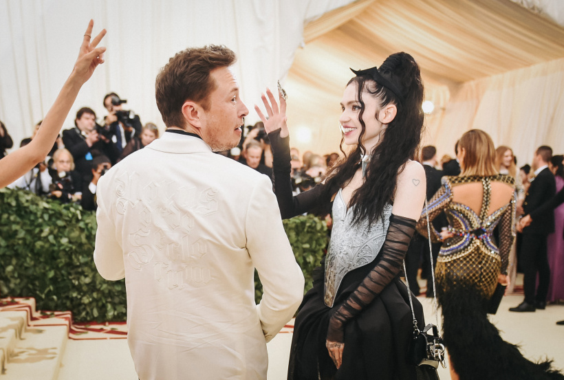 Met-Gala-Elon-Musk-and-Grimes.jpg Met-Gala-Elon-Musk-and-Grimes.jpg