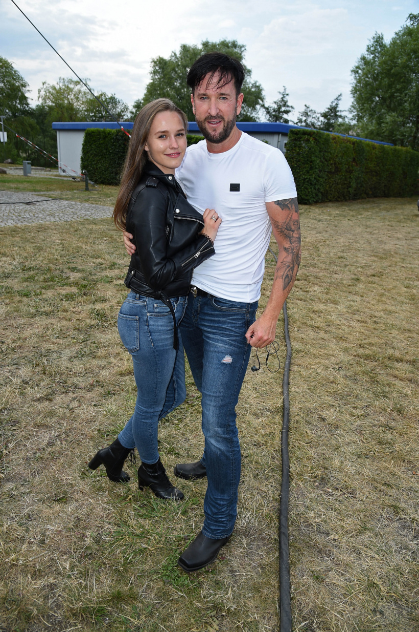 Michael-Wendler-and-Laura-Mueller.jpg Michael-Wendler-and-Laura-Mueller.jpg