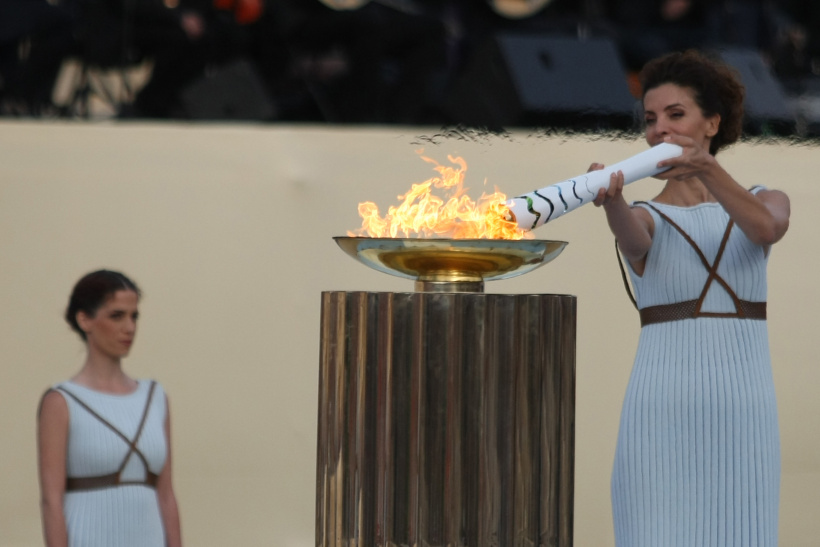 Das olympische Feuer wird entfacht Das olympische Feuer wird entfacht