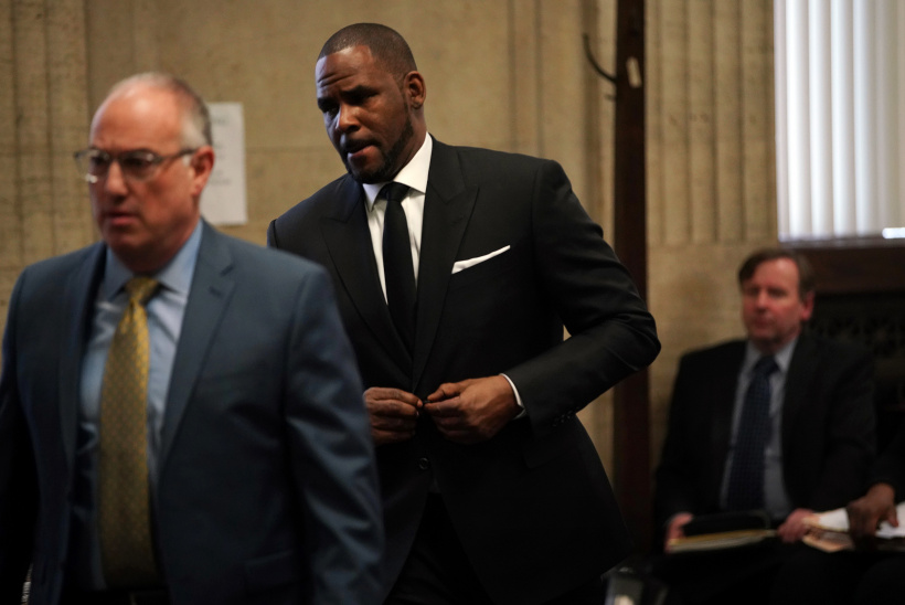 R.-Kelly-.jpg R.-Kelly-.jpg
