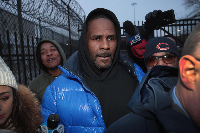 R.-Kelly.jpg R.-Kelly.jpg