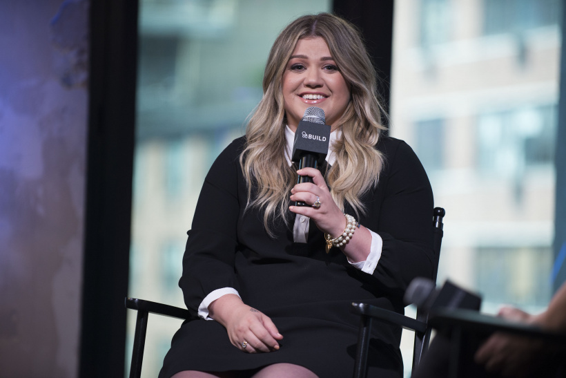 The-Build-Series-Presents-Kelly-Clarkson-Discussing-Her-New-Book-River-Rose-And-The-Magical-Lullaby.jpg The-Build-Series-Presents-Kelly-Clarkson-Discussing-Her-New-Book-River-Rose-And-The-Magical-Lullaby.jpg