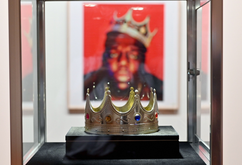 The-crown-worn-by-Notorious-B.I.G.-.jpg The-crown-worn-by-Notorious-B.I.G.-.jpg
