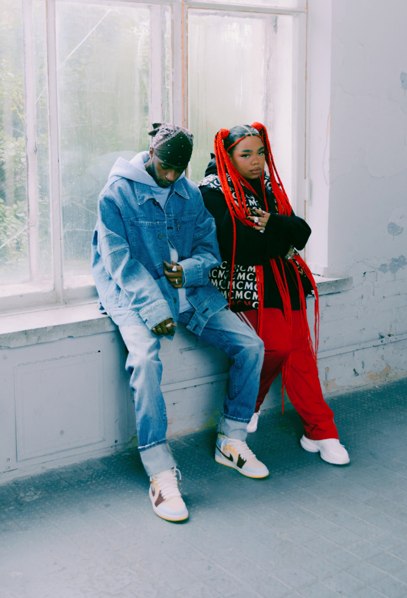 Zoe-Wees-x-6LACK.jpg Zoe-Wees-x-6LACK.jpg