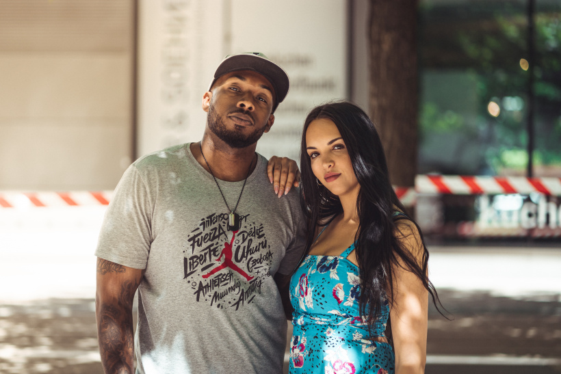 Juju Deutschrap rasiert Host Reece mit Juju44