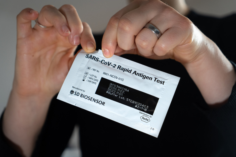 Corona-Schnelltests für zu Hause gelten bei Einreise NICHT Corona-Schnelltests für zu Hause gelten bei Einreise NICHT