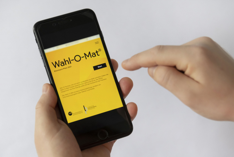Wahl-O-Mat ganz einfach via Handy Wahl-O-Mat ganz einfach via Handy